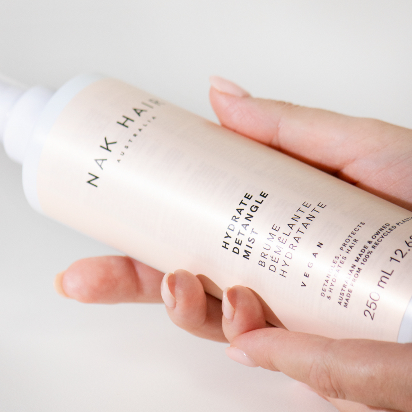 Hydrate Detangle Mist